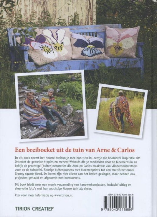Arne & Carlos breien de bloemetjes buiten